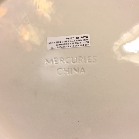 Santa with tree and bear - Picture 3 of 4